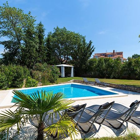 Apartments Gala Porec Esterno foto