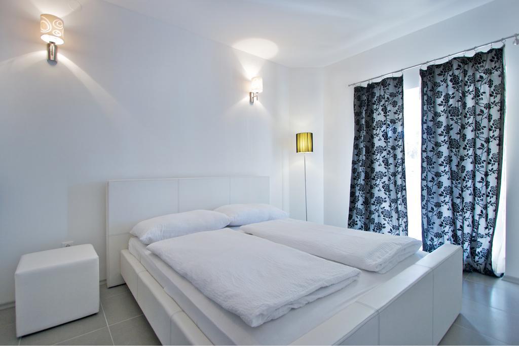 Apartments Gala Porec Esterno foto