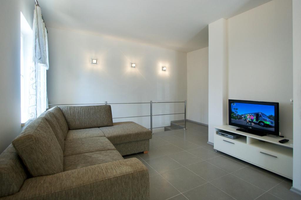 Apartments Gala Porec Esterno foto